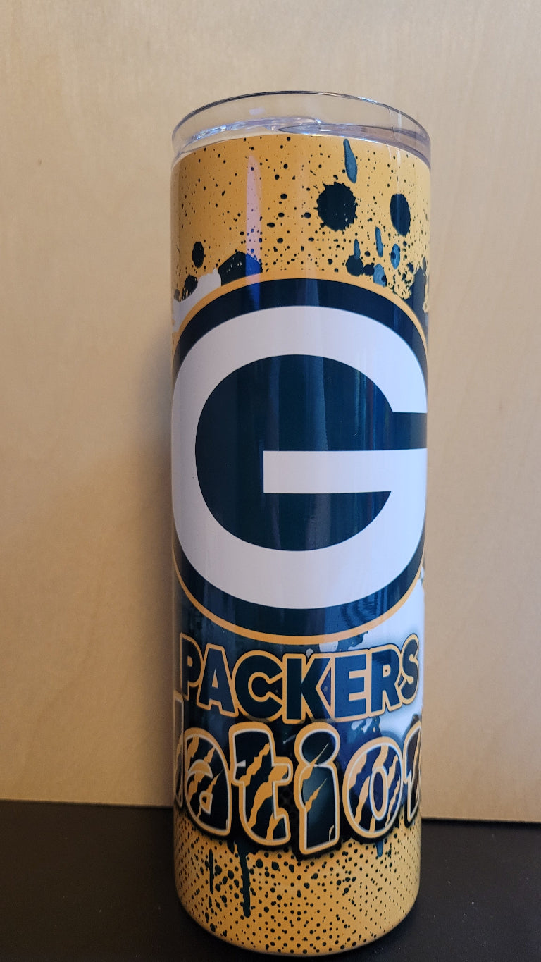 We present our new Sports Series to you with this Packers Paint Splash tumbler. Green & gold colors in a paint splatter format for a unique look.