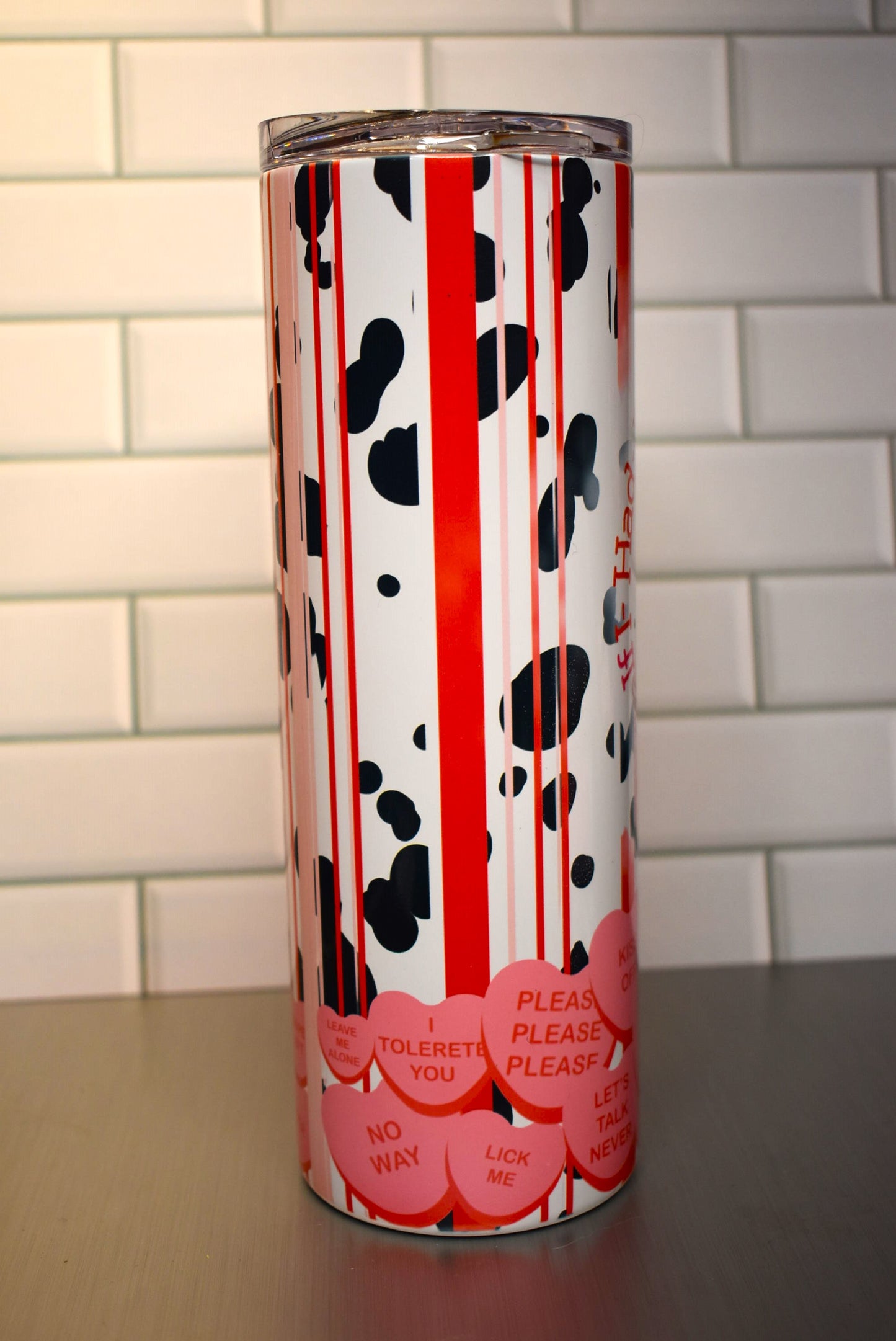 A 20 oz. Makerflo stainless steel tumbler, with a Skull & If I Had Feelings pattern, provides superior insulation with its double-wall and vacuum technology.