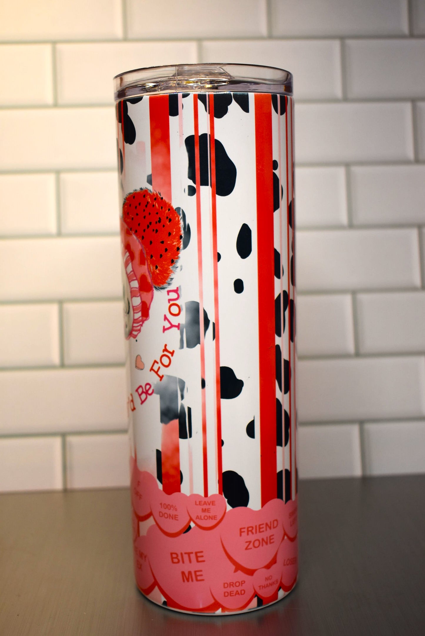 A 20 oz. Makerflo stainless steel tumbler, with a Skull & If I Had Feelings pattern, provides superior insulation with its double-wall and vacuum technology.