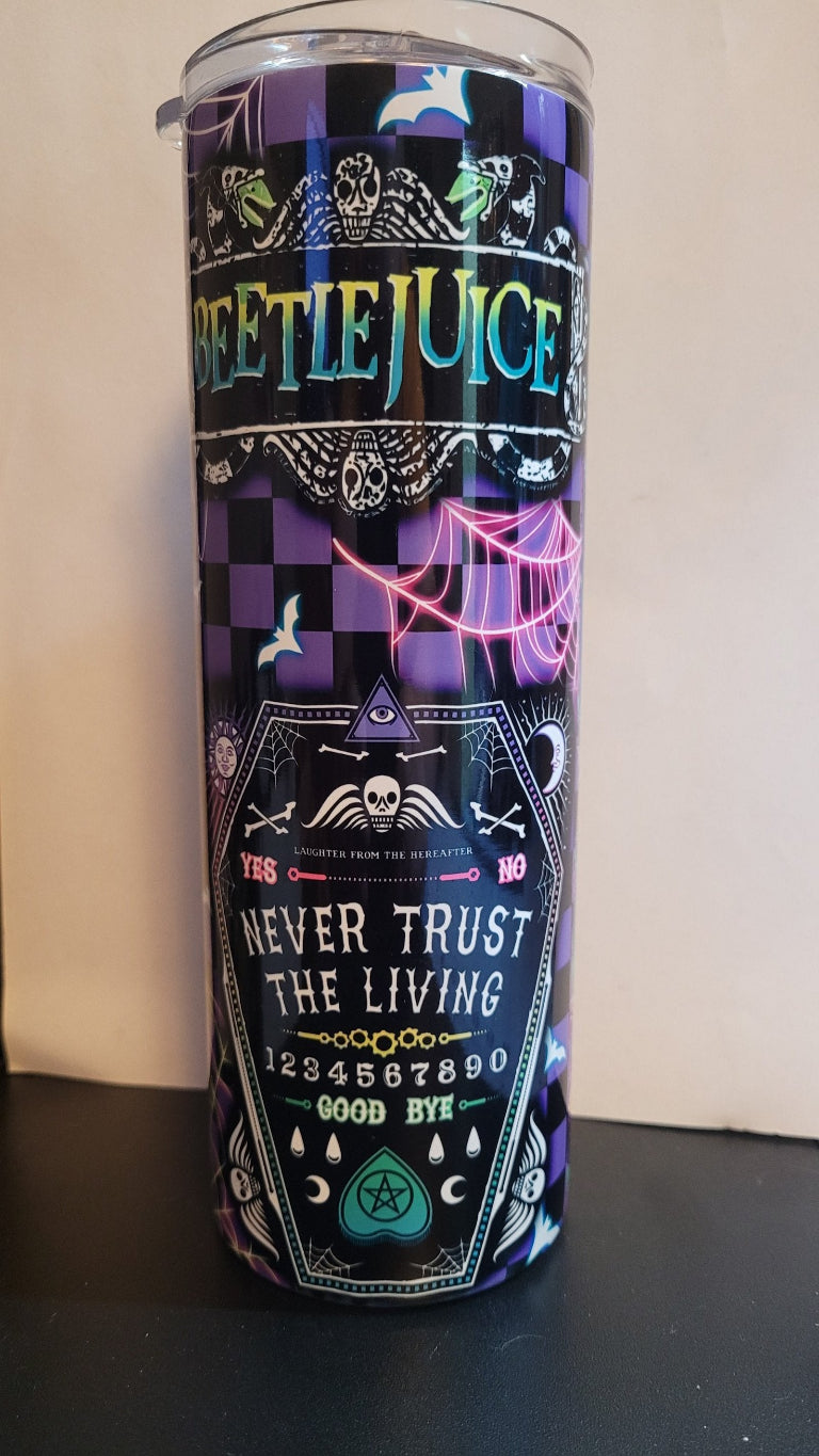 Who did it? Who said his name 3 times? Beetlejuice is back and his new motto is Never Trust The Living. This Makerflo 20 oz is made of a stainless steel double-wall and is vacuum insulated, with a clear sliding classic lid and a clear straw, and is BPA free. It is capable of retaining cold temperatures for 24+ hours or warm temperatures for up to 8 hours.