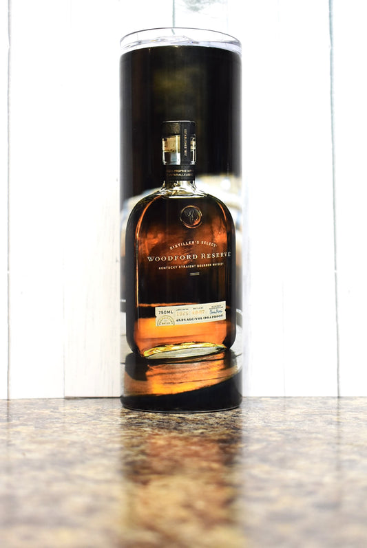 This 20 oz stainless steel Makerflo tumbler comes straight from Kentucky...Woodford Reserve... quality Kentucky Straight Bourbon Whiskey is depicted beautifully here. A glass and 3 rocks please! 