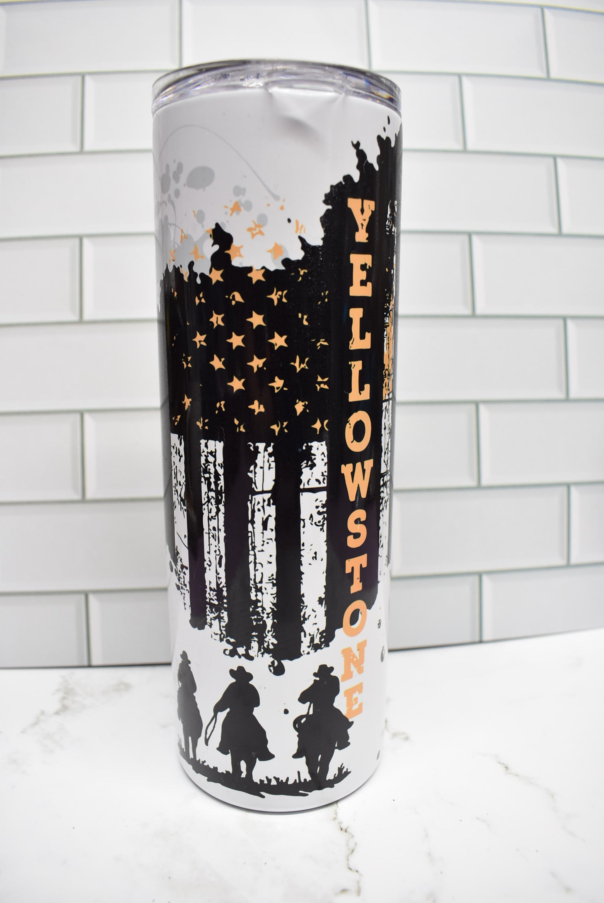 Toast the Dutton Family with this Yellowstone 20 oz Makerflo Stainless Steel tumbler that features a double-wall vacuum insulation to keep beverages cold for 24+ hours and warm for 8 hours.